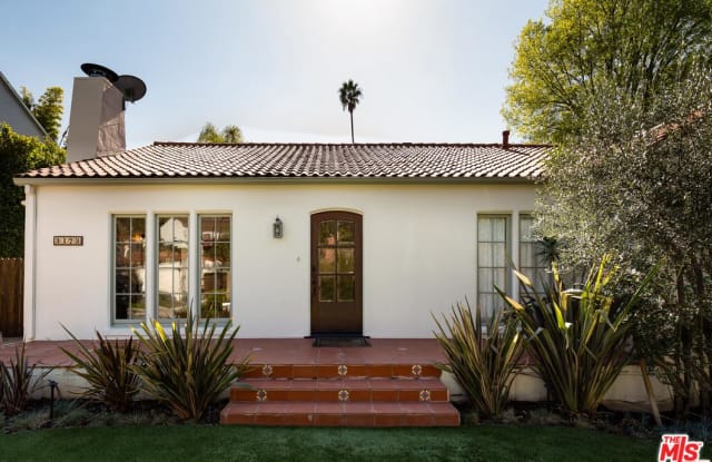 3173 LAKE HOLLYWOOD Drive - 3173 Lake Hollywood Drive, Los Angeles, CA 90068
