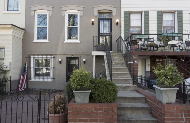 202 11th Street NE photos photos