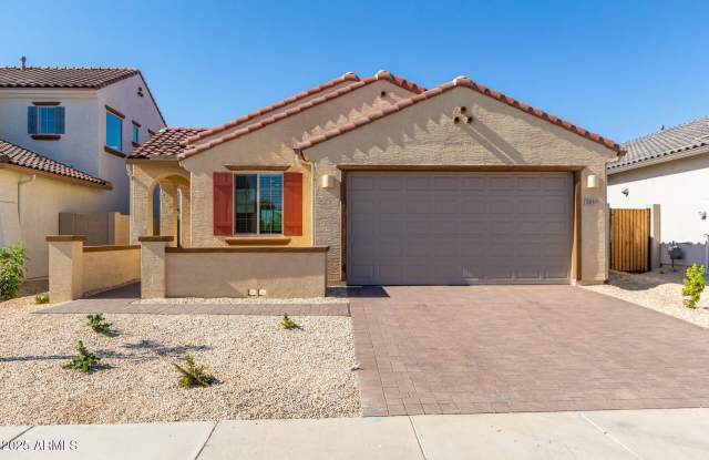 8818 W LUKE Avenue photos photos