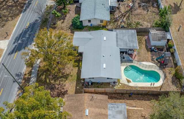 1268 ROBIN HOOD LANE photos photos