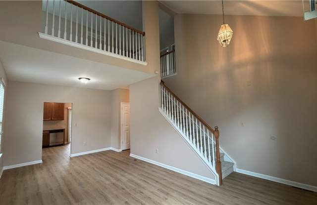 2288 Creekside Drive Gallery 4