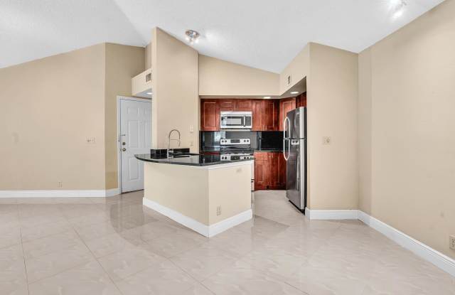 3340 Pinewalk Dr.#1517 Gallery 4