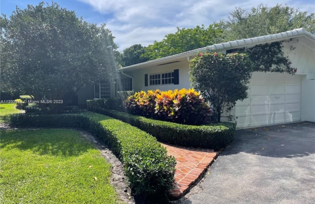 5898 SW 96th St - 5898 Southwest 96th Street, Pinecrest, FL 33156