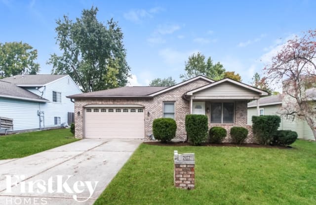 2102 East Edgewood Avenue - 2102 East Edgewood Avenue, Indianapolis, IN 46227