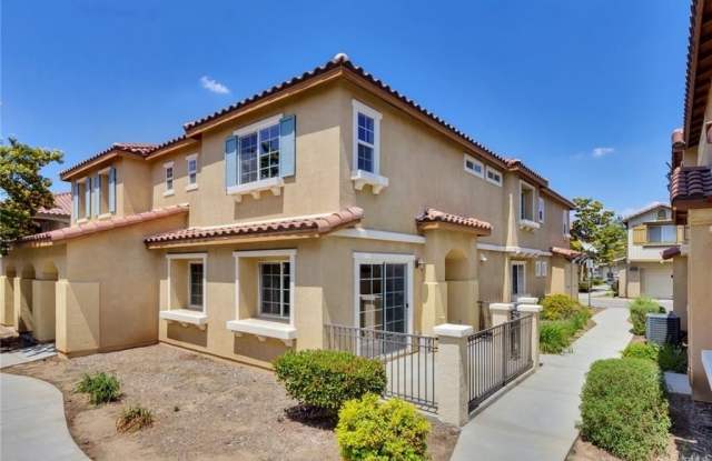 25858 Iris Ave photos photos
