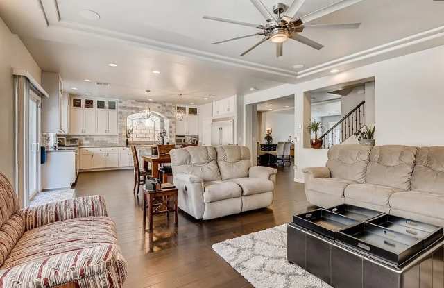 9877 Parador Cellars Court Gallery 4