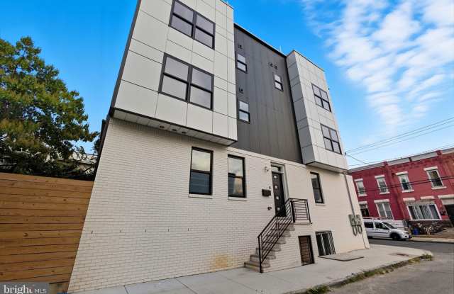 2713 W MONTGOMERY Avenue unit: A photos photos