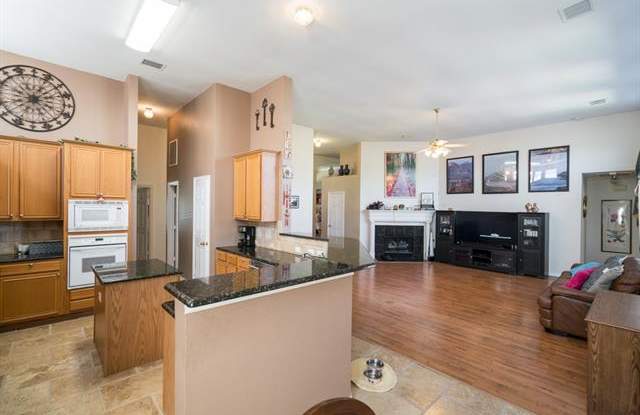 7408 Greenview Drive Gallery 3