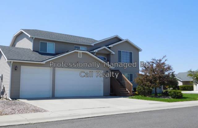 324 E Frederick Ave - 324 East Frederick Avenue, Medical Lake, WA 99022
