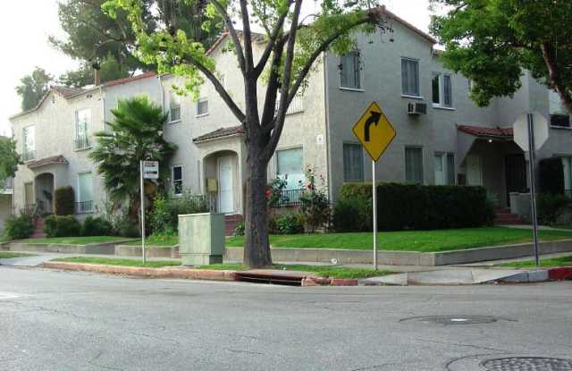 1154 N Columbus Ave photos photos