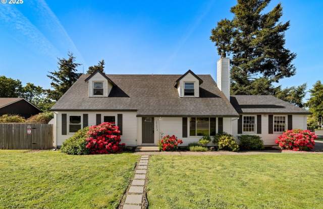 Stunning 4 Bedroom Columbia Highlands Home for Lease - 14103 SE McGillivray Blvd photos photos