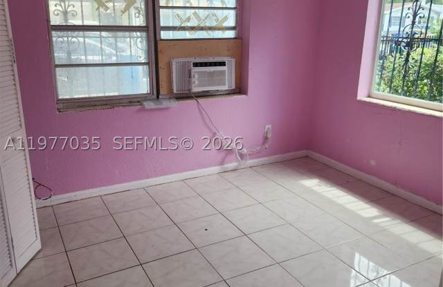 6950 NW 6th Ct Gallery 4