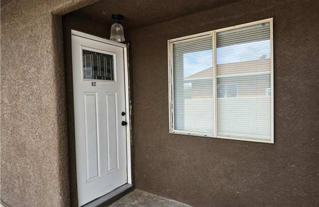 Remodeled Single-Story Duplex photos photos