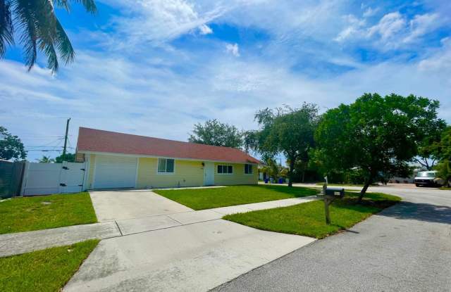 5216 NE 20TH Avenue, Pompano Beach, FL 33064 - 5641 Gallery 4
