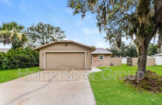 2510 Yule Tree Dr photos photos