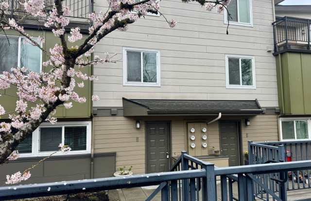 Redmond Townhouse photos photos