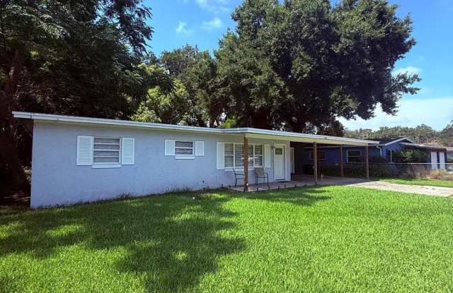 2940 LAKE MARGARET Drive Gallery 2