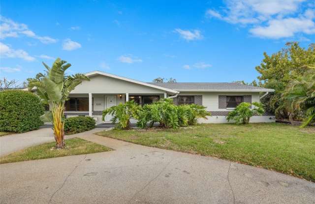 5243 27TH AVENUE N - 5243 27th Avenue North, St. Petersburg, FL 33710
