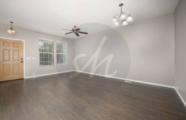 Two story townhouse in Southeast Colorado Springs Gallery 4