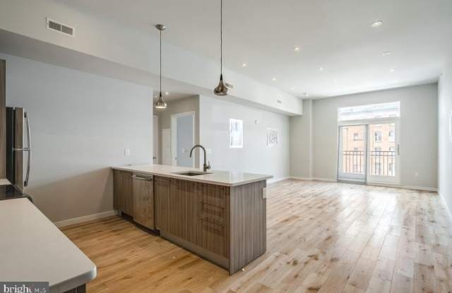 412-26 S 13TH Street unit: 605 photos photos