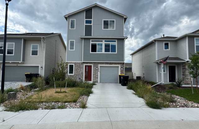 Stylish 3-Bedroom Home Near Military Bases, Shopping  More! photos photos
