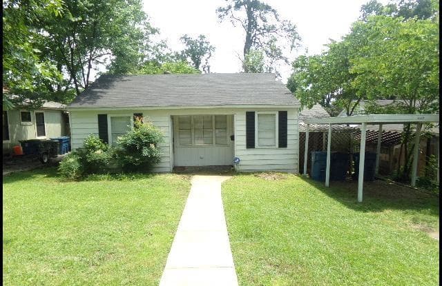 6521 Kenwood Road - 6521 Kenwood Road, Cammack Village, AR 72207