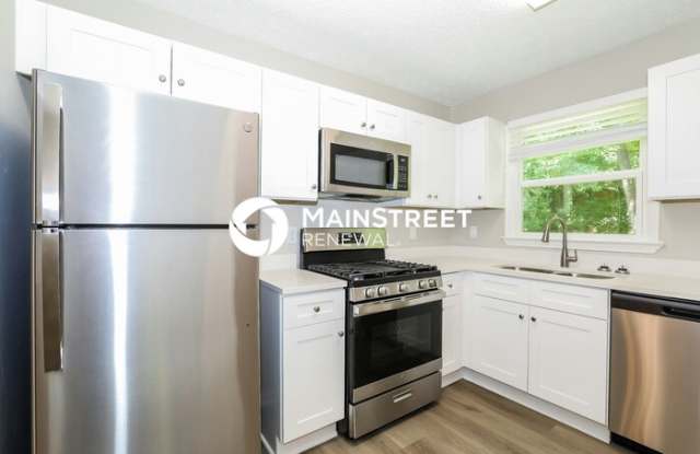 1743 Hunting Creek Lane Southeast Gallery 4