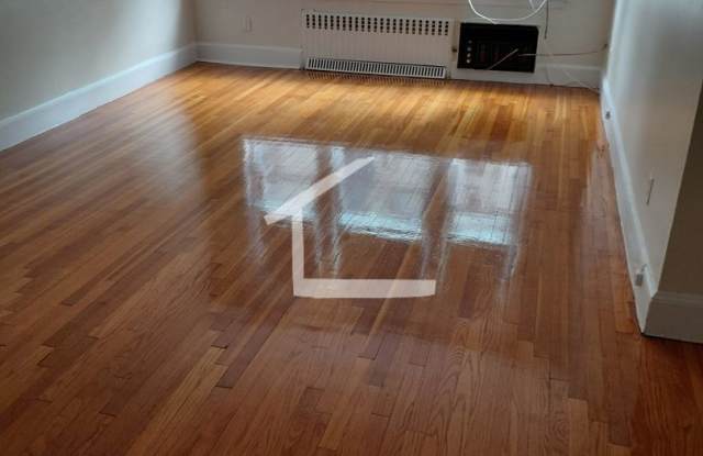 Great 2 bed 2 bathroom apartment available Now photos photos