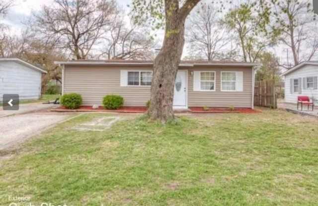 Charming 3BR House in East Saint Louis photos photos