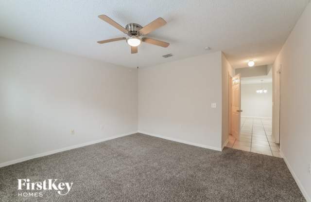 12742 Lake Vista Drive Gallery 3