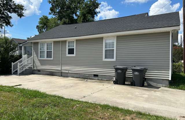Make Room for What's Next! 3-Bedroom, 2-Bath Home on Appleton Avenue – Available Today! Gallery 4