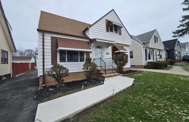 19807 Gardenview Drive photos photos