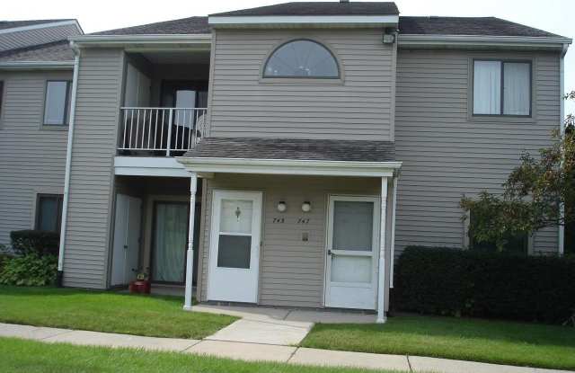 747 Clubhouse Drive - 747 Clubhouse Drive, Washtenaw County, MI 48197