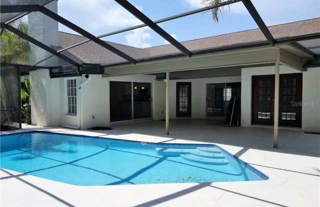 3701 LITHIA RIDGE BOULEVARD Gallery 3
