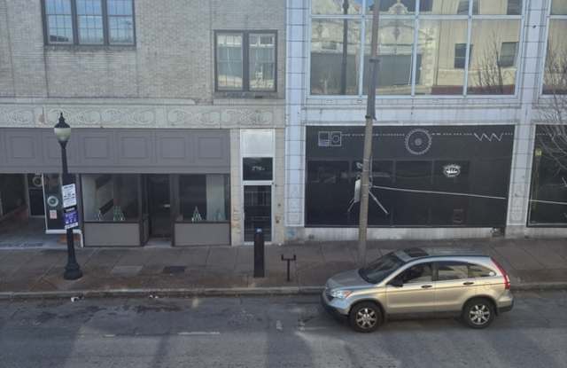 2716 Cherokee Street Gallery 3