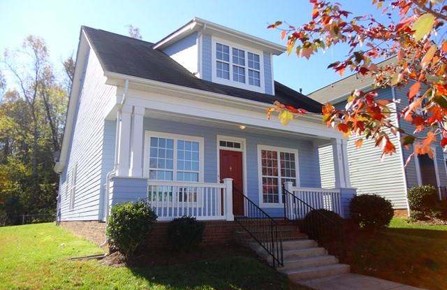 138 E Morehouse Avenue - 138 East Morehouse Avenue, Mooresville, NC 28117