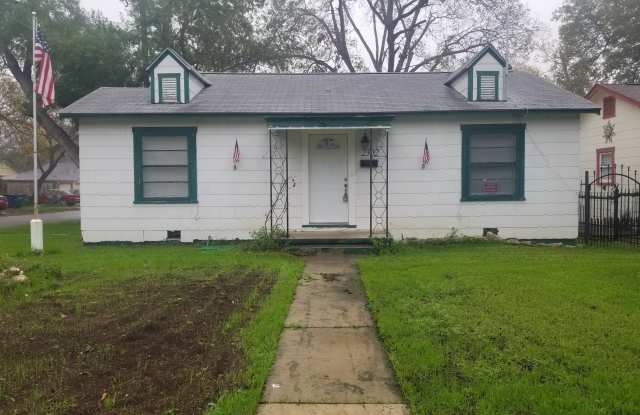 2302 Edison Drive - 2302 Edison Drive, San Antonio, TX 78201 2302 Edison Drive - 2302 Edison Drive, San Antonio, TX 78201