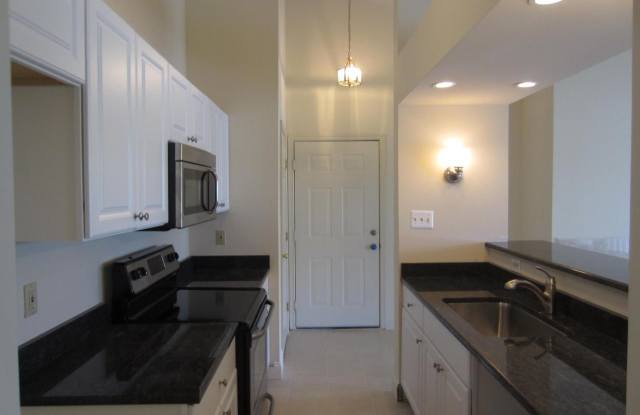 640 JUPITER HILLS CT #5-5J Gallery 2