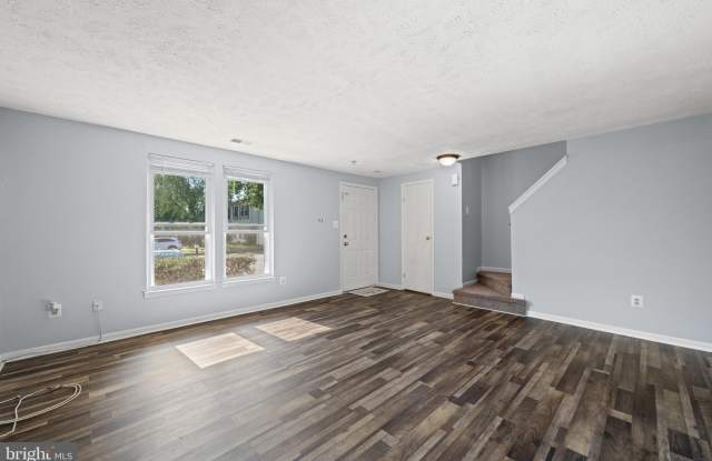9020 SAINT STEVEN Court Gallery 4