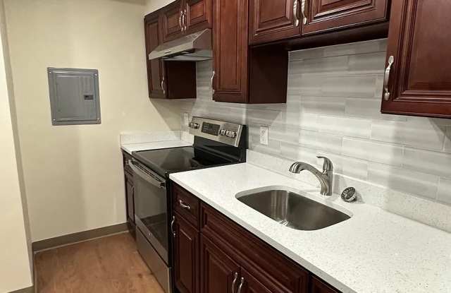 14 Tyler St Apt 2D Gallery 4