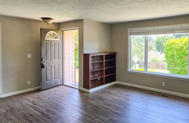 Single Story Home In South Salem ~ 5245 Lone Oak Rd Gallery 4