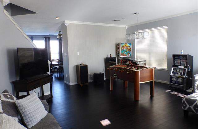 13613 Cherokee Ranch Road Gallery 4