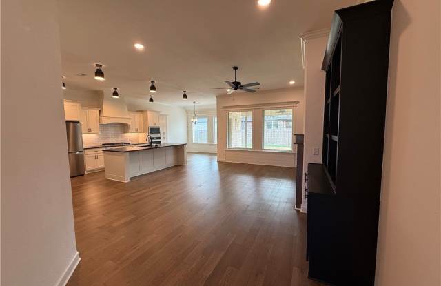 1331 Cullinan Street Gallery 4