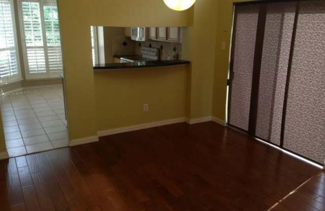7907 Whispering Tree Lane Gallery 3