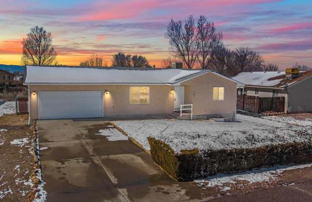 3 Bed Home in Pueblo West with huge yard! photos photos 3 Bed Home in Pueblo West with huge yard! photos photos