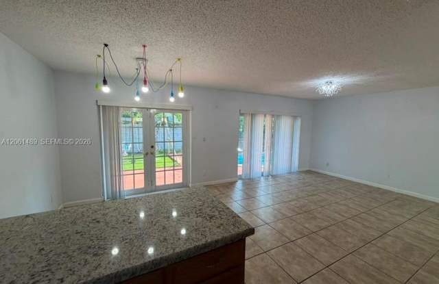 6645 Franklin Street 1, Hollywood, FL 33024 - 1911 Gallery 4