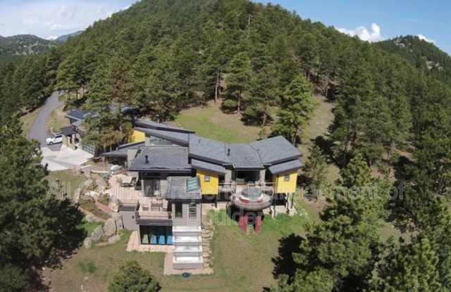 346 Reed Ranch Rd - 346 Reed Ranch Road, Lazy Acres, CO 80302