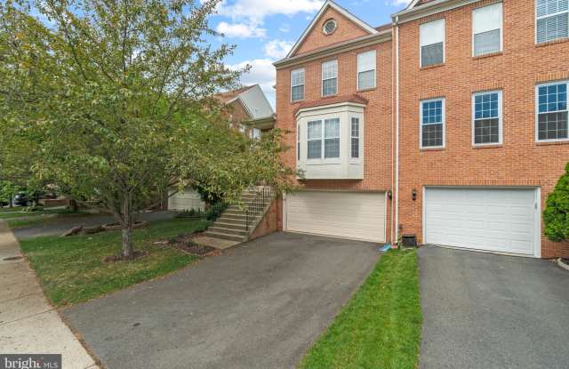 21157 MILLWOOD SQUARE - 21157 Millwood Square, Lowes Island, VA 20164