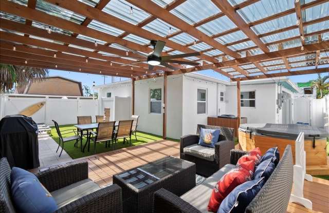 2741 Parker Avenue photos photos