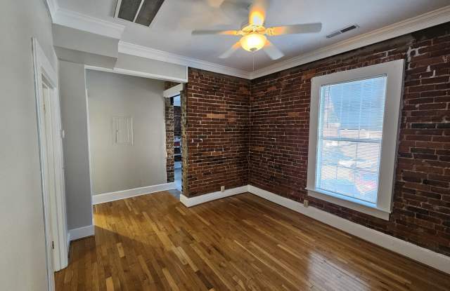 603 Lindsay Street - 6 photos photos